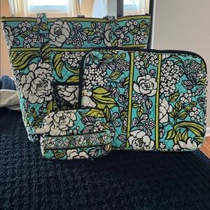 NWOT VERA BRADLEY SET Floral Patterned Tote, Laptop Sleeve, and Pouch Set